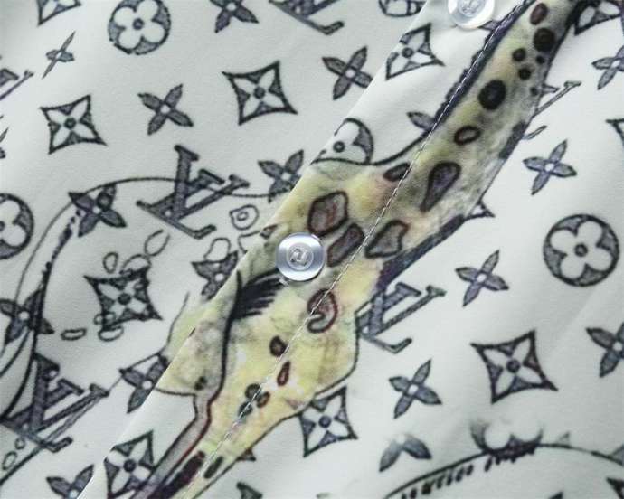 Picture of LV Shirts Long _SKULVM-3XL12yn4121603